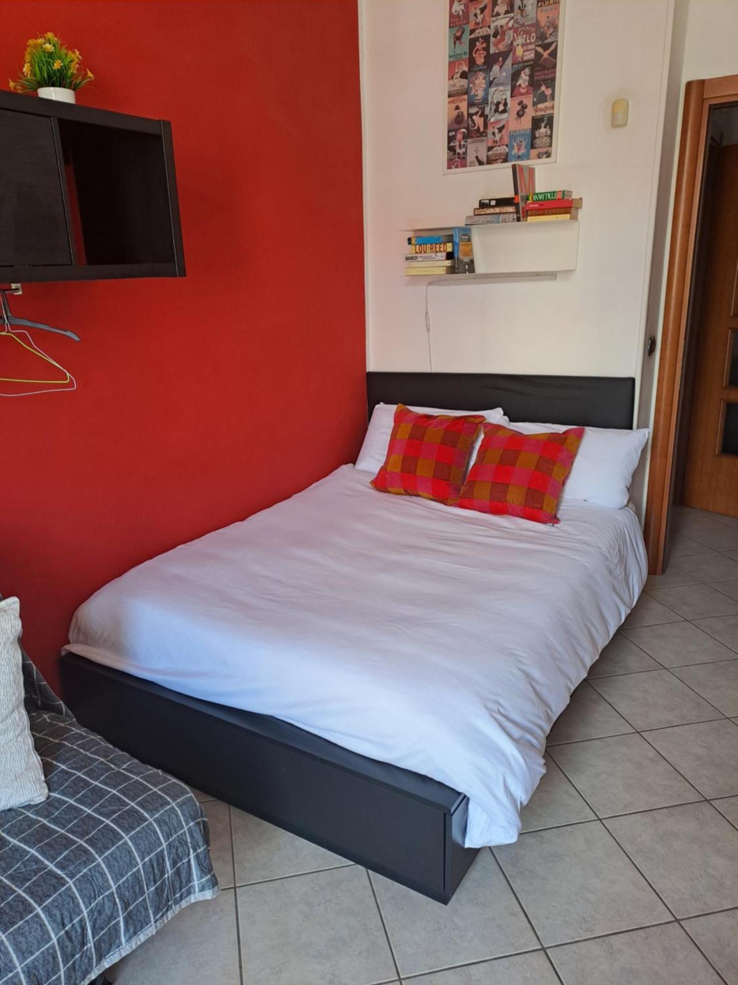 Cozy Room Stanza Close City Center In A Family House Stanza In Appartamento Condiviso Noi Viviamo In Casa Stanza In Affitto Turín Exteriér fotografie